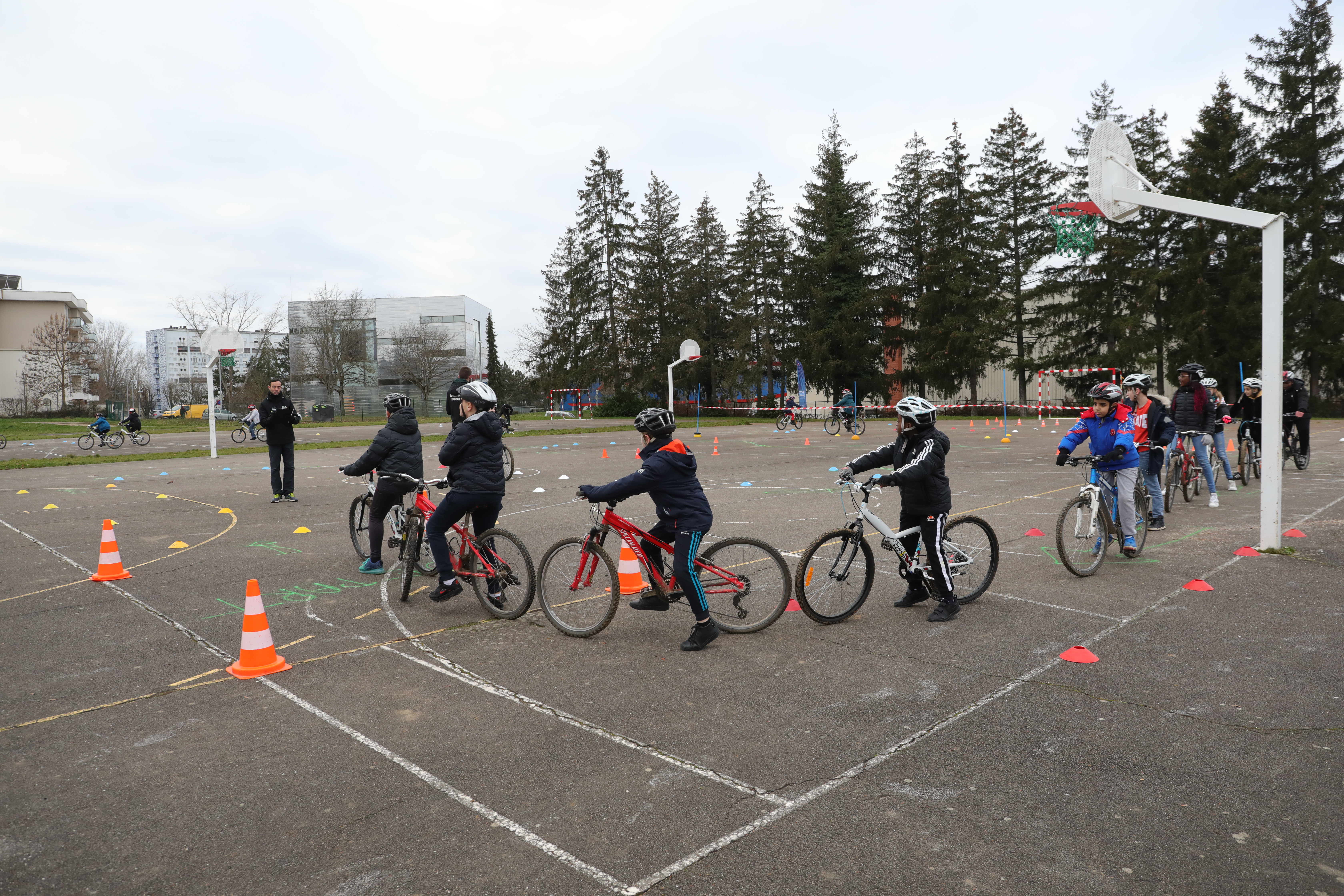 À Dijon, les quartiers prioritaires au cœur du déploiement du Savoir Rouler à Vélo